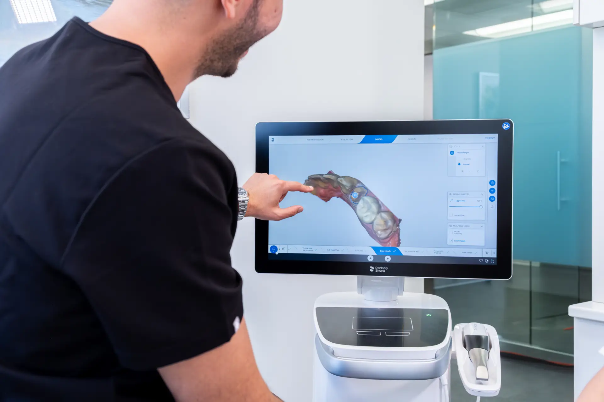 Dental Implants in Woodland Hills