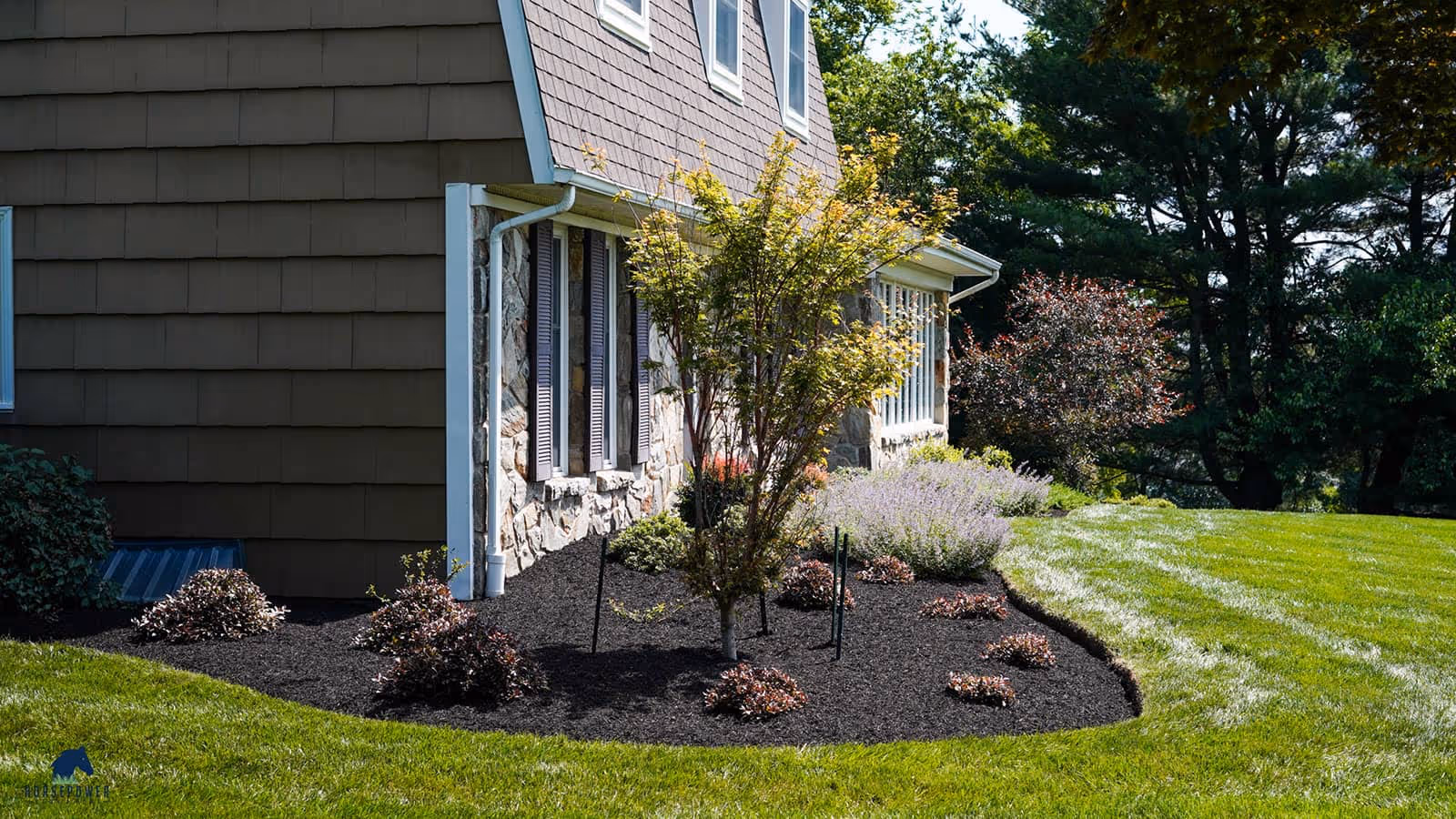 Mulch installation near me by Horse Power Lawn and Home Hershey PA