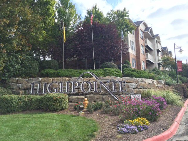 High Pointe Apartments