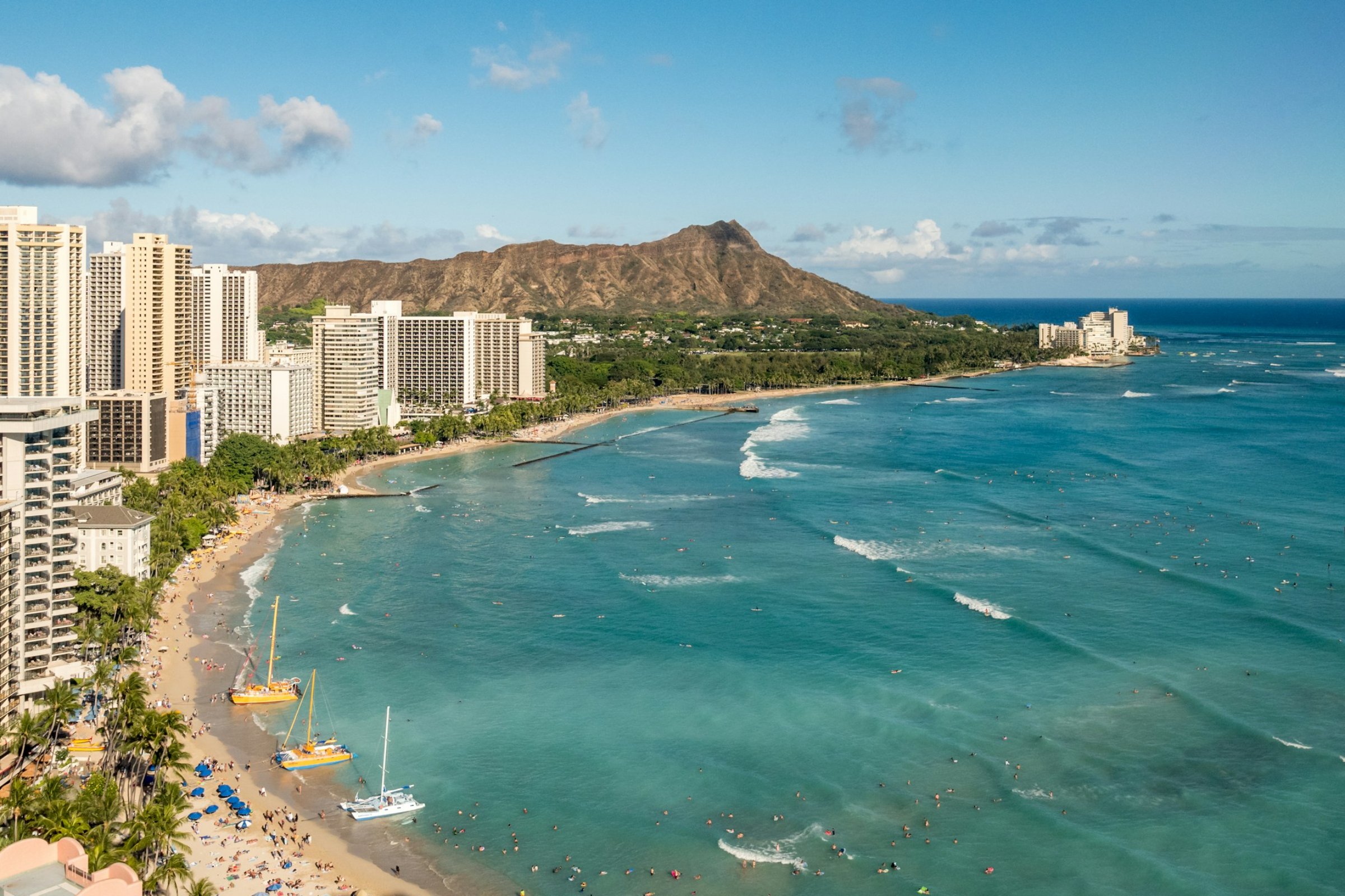 Waikiki Beach and Diamond Head in Honolulu, Hawaii