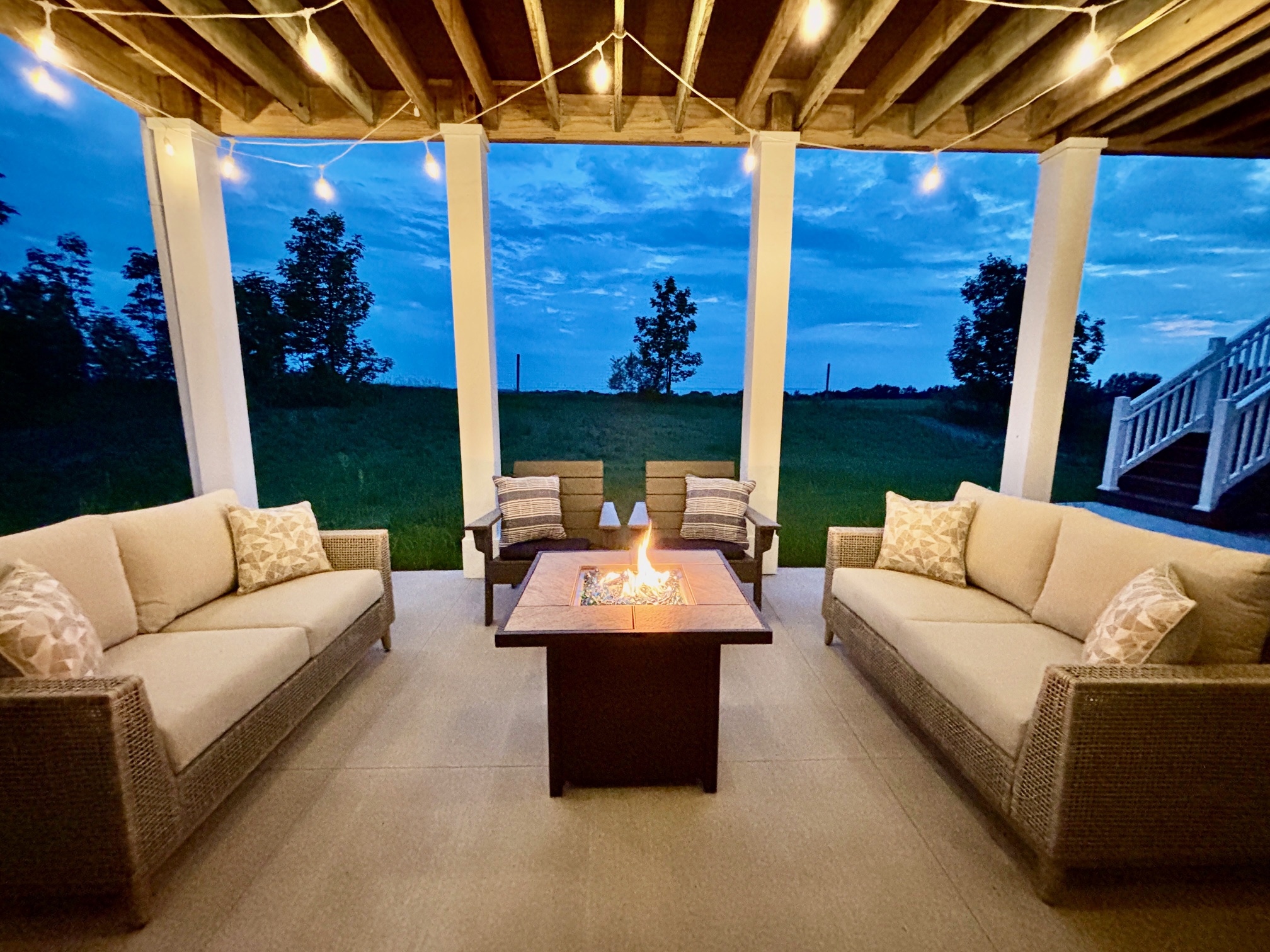 StayM22 in Northport, MI  — 8 beds, 5 baths · Premium — $799 avg/night. Book direct on TownSquare.