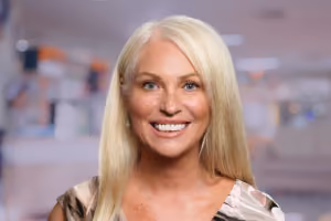 Leslie Hewitt