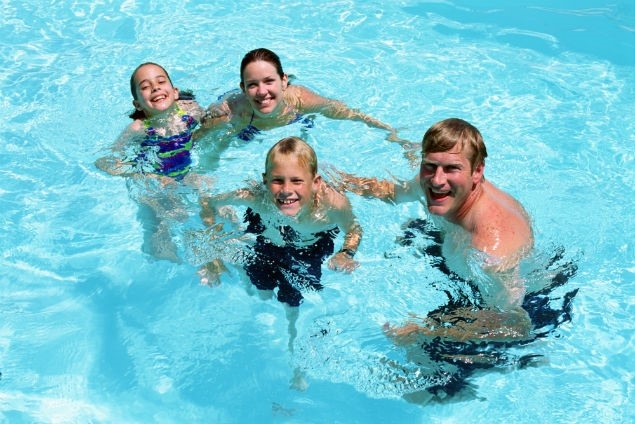 7 Reasons to LOVE Swimming