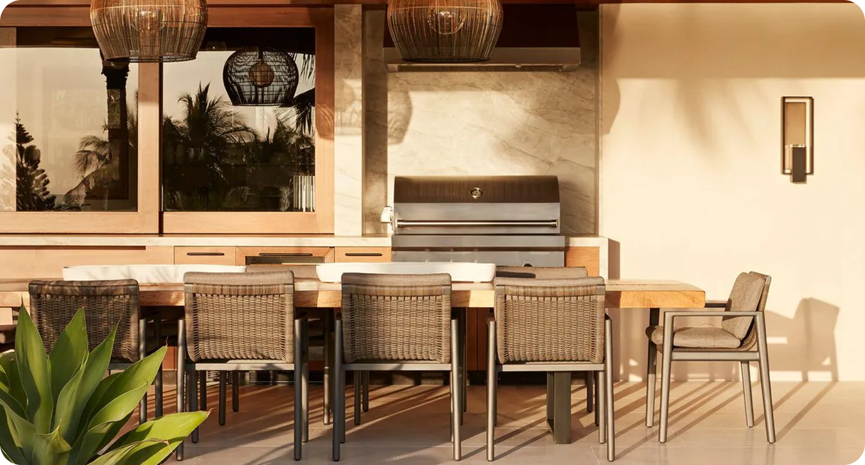 contact South Maui Builders