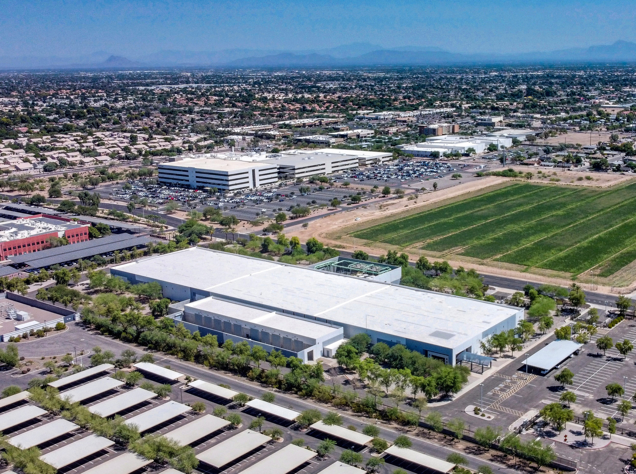 Lincoln Acquires Data Center in Chandler, AZ