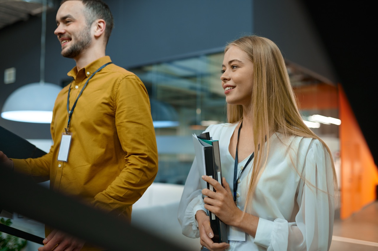 A young man and woman advisors for Barclays Eagle Labs in Corespace Kilmarnock
