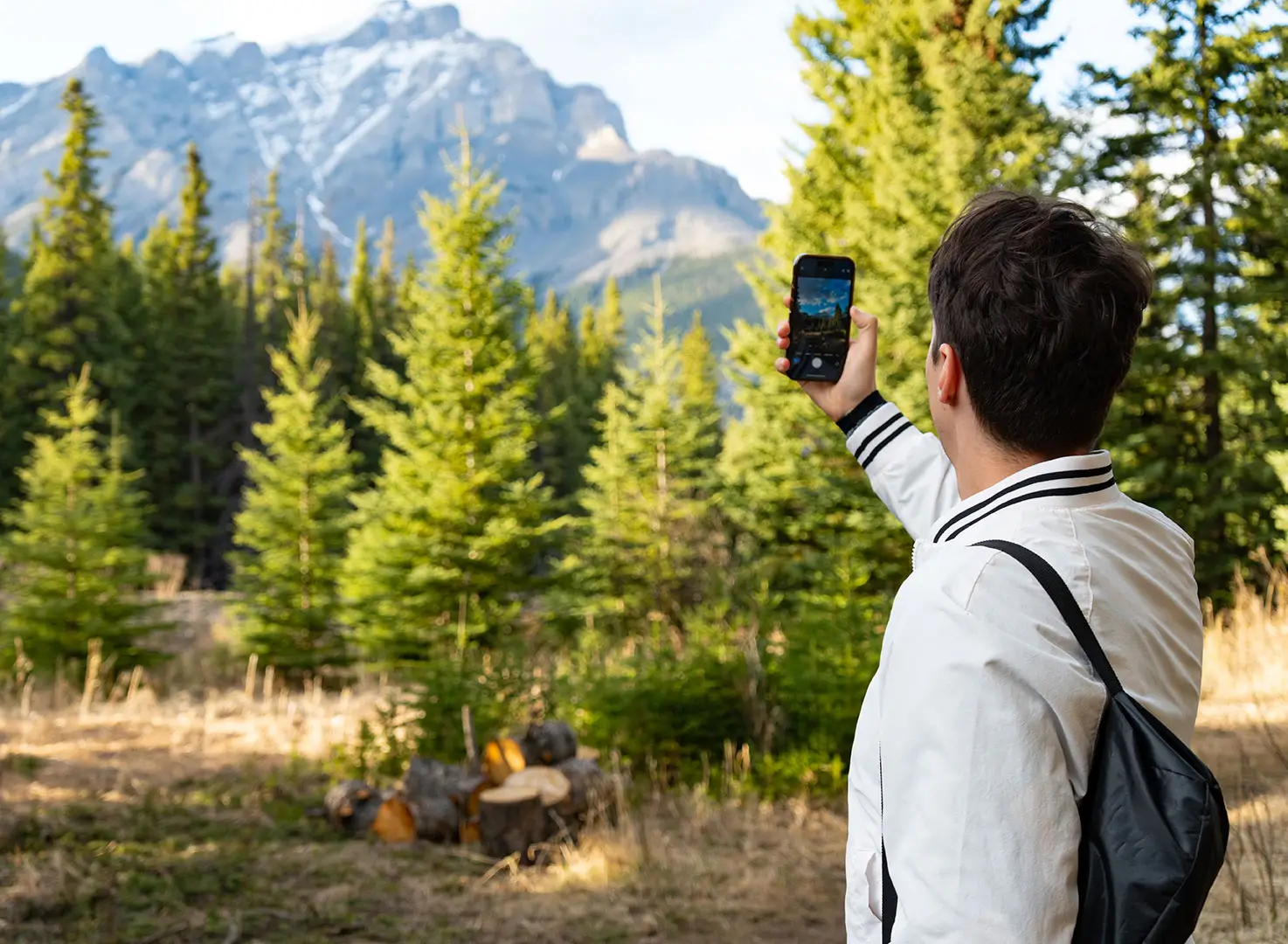 How Azira Helped Rimrock Used Competitive-Set Targeting to Deliver 2.9M+ Impressions for a Digital Advertising Campaign