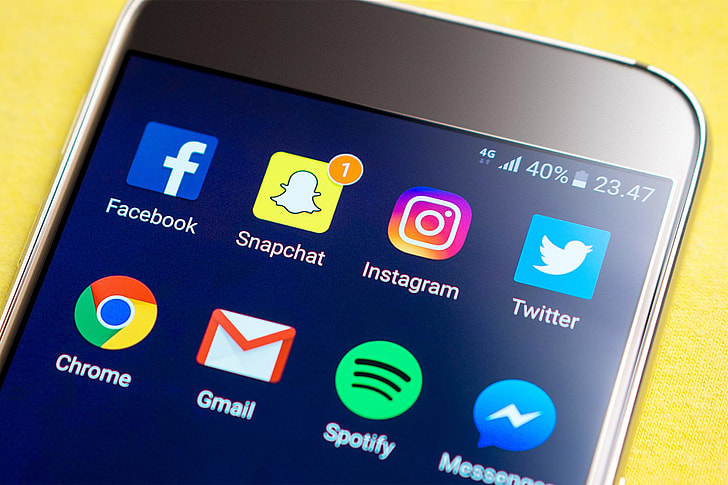 Social Media icons on phone | PickPik