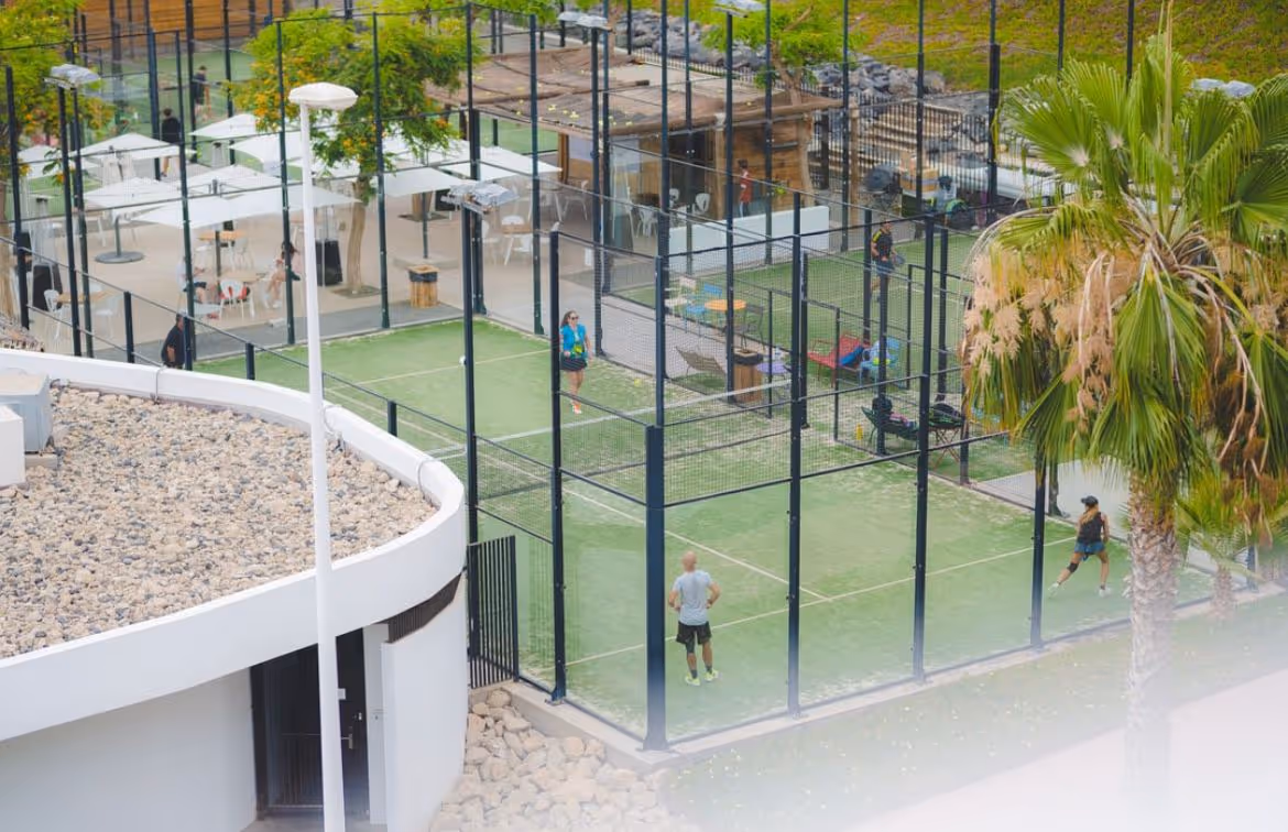 Image of a padel court