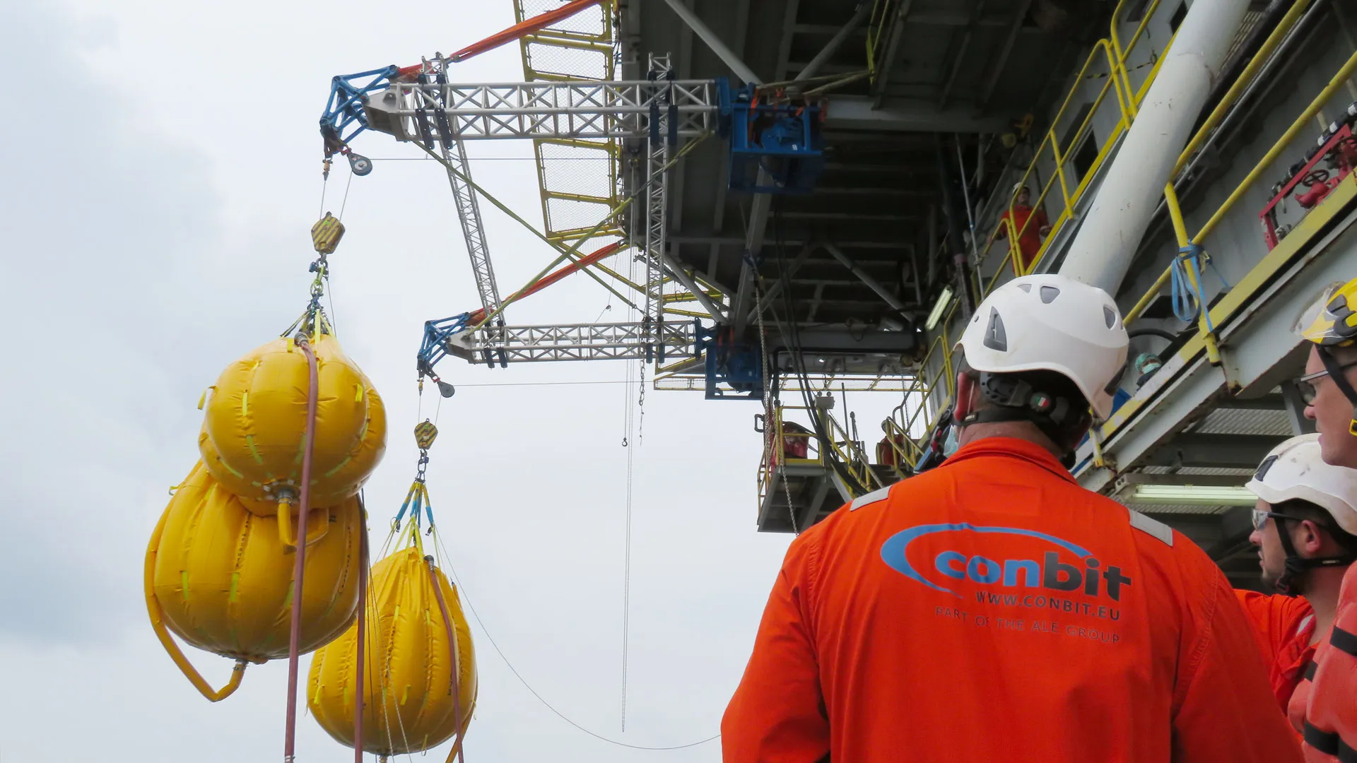 Conbit cew at work during loadtest
