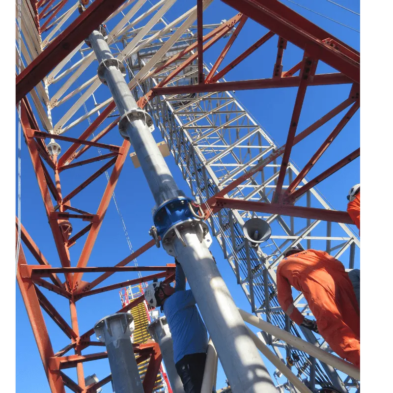 The use of a floating gin pole in offshore decommissioning ensures safe and effective dismantling of lattice structures like flare towers.