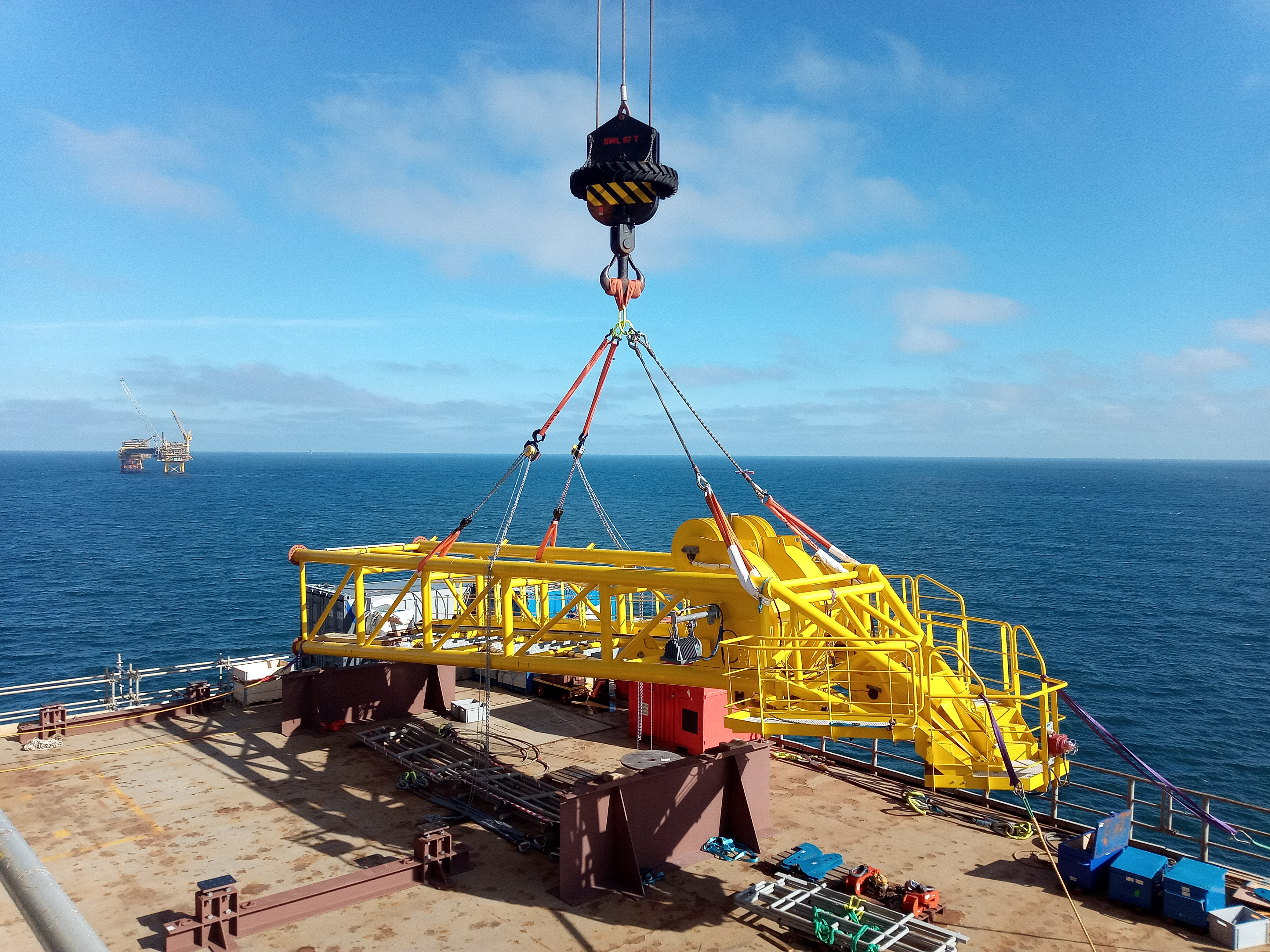 Hauling new crane component to its final location