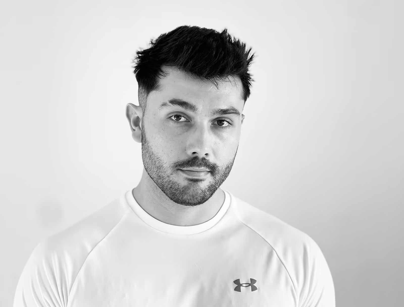 Mihai Budurin - physiotherapist and physical therapist, specialising in pain treatment and injury recovery