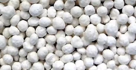 White CMA calcium magnesium acetate pellets for eco-friendly commercial deicing services