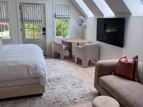 Boathouse Loft bedroom with skylights