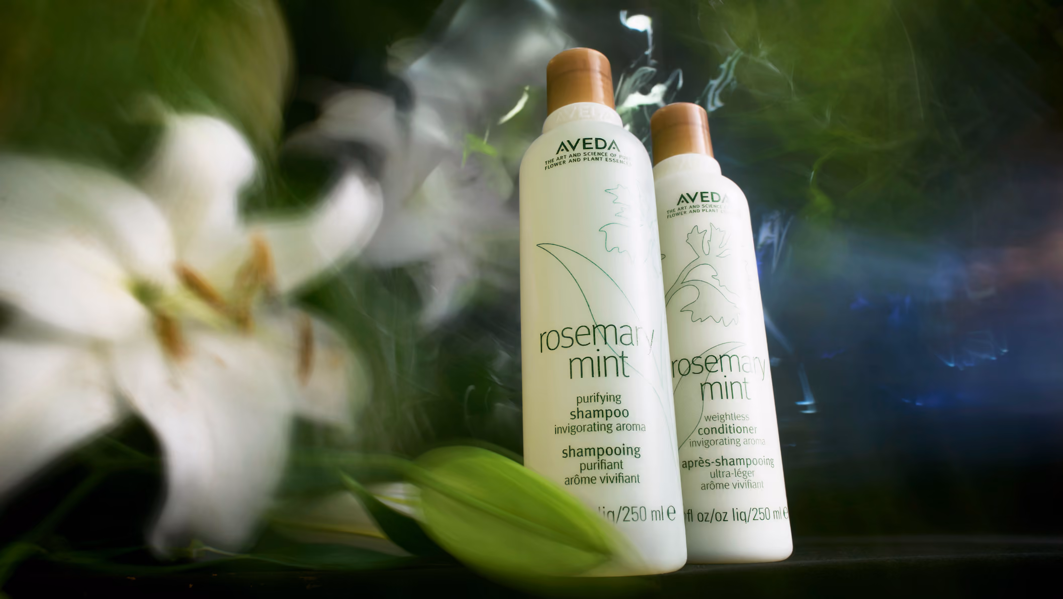 Aveda produkt brukt hos HOPE – naturlig hårpleie av høy kvalitet.