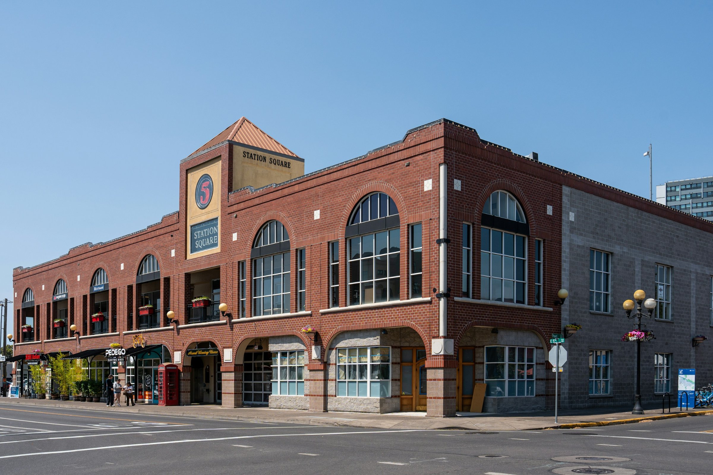 Brick 5th Street Public Market building in downtown Eugene, Oregon
