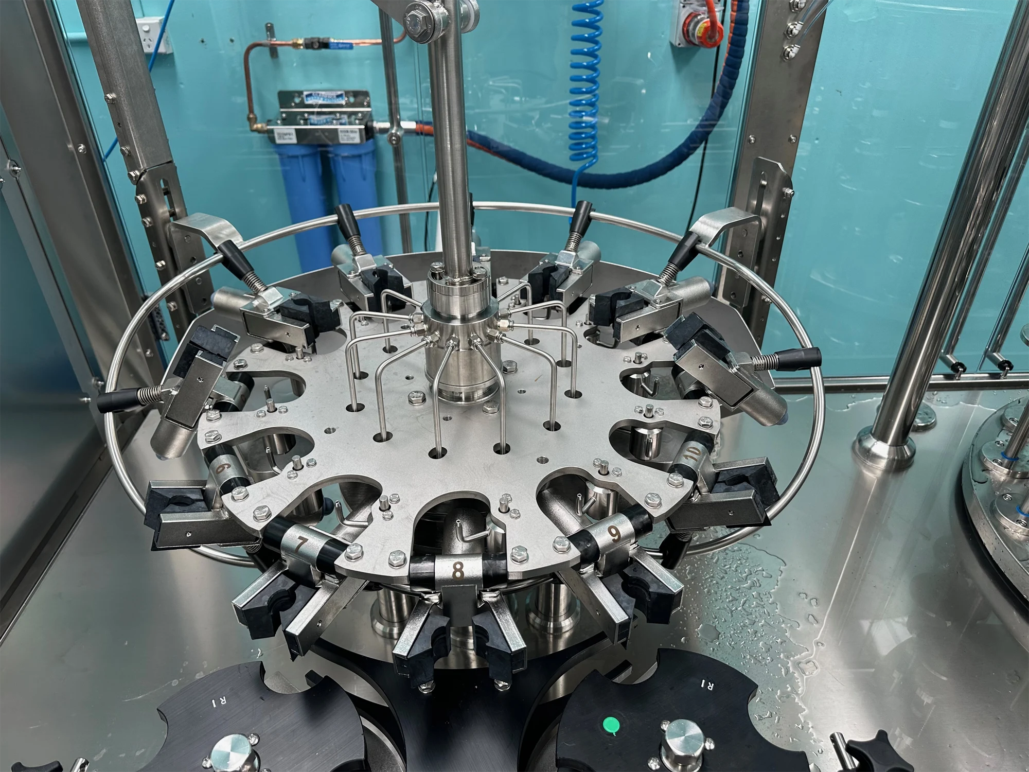 Q-Pack installation of a Borelli Euro System bottling line
