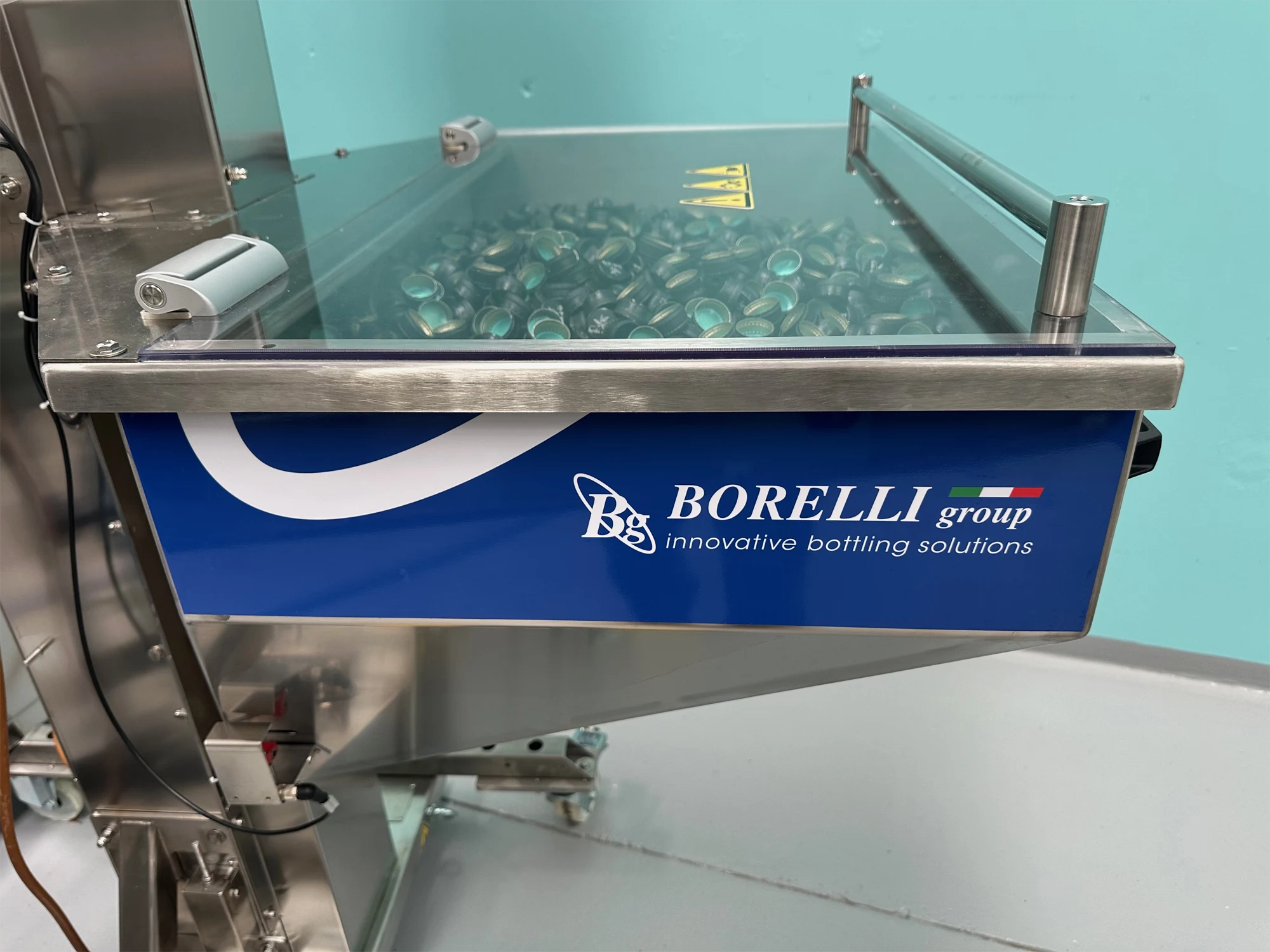 Q-Pack installation of a Borelli Euro System bottling line