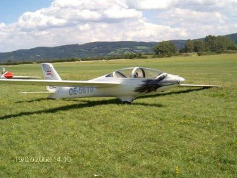 Aerobatic Flying Experience Near Vienna