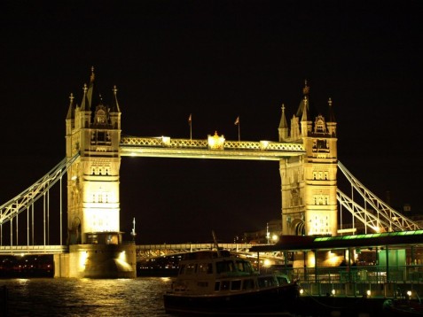 Dinner Cruise on the Thames for Two