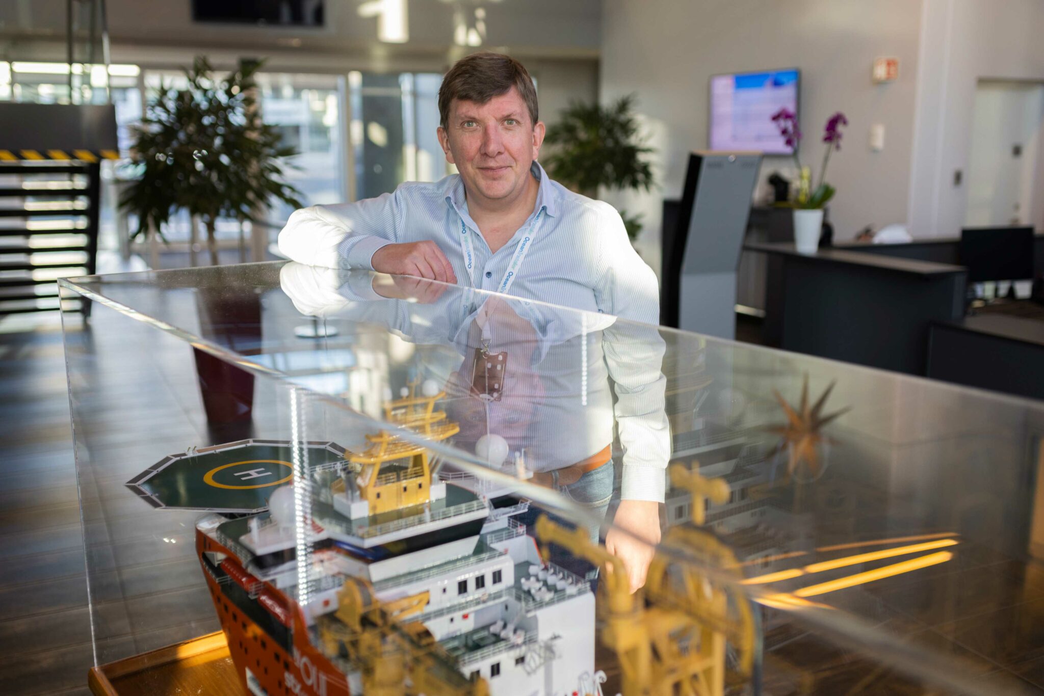 Jørn Waalen in front of the massive model of Normand Vision