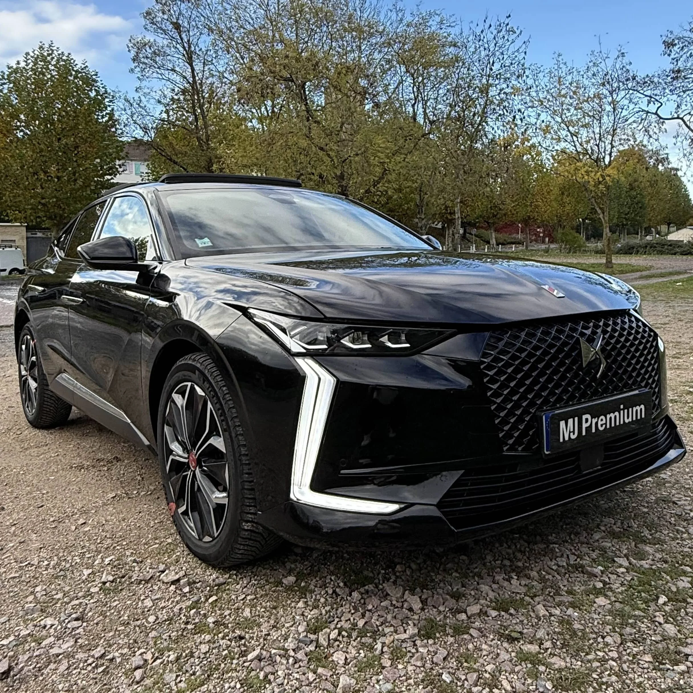 Voiture Toyota RAV4 Disponible