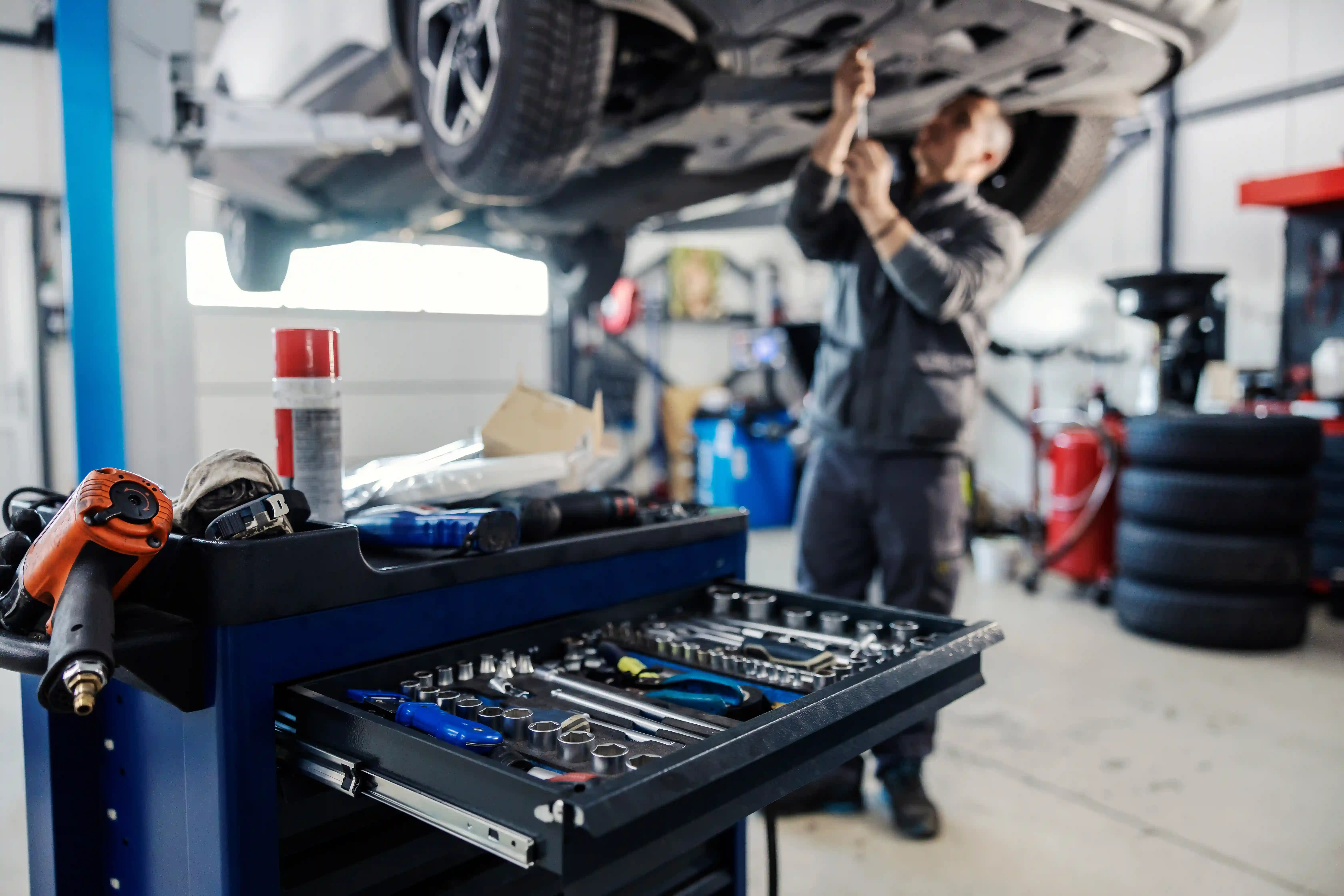 La formation continue des professionnels de la Branche des Services de l'Automobile revêt une importance déterminante dans la rentabilité d'une entreprise.