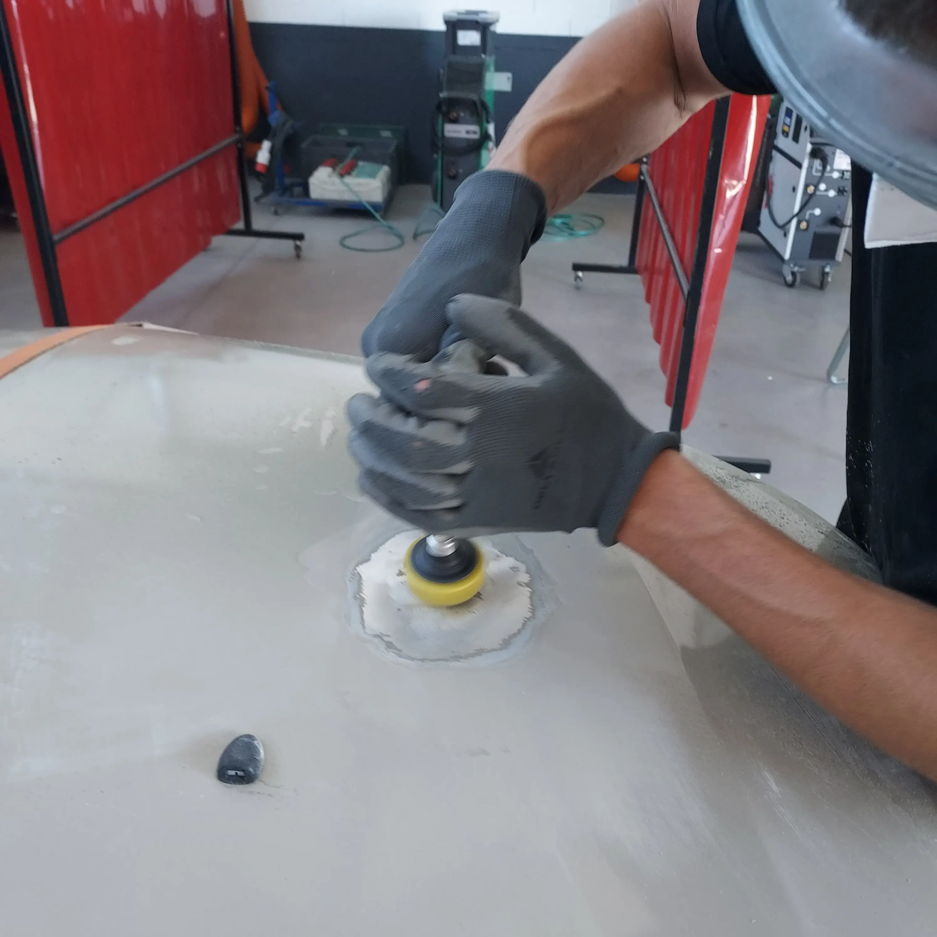 Les formations carrosserie de Mobipolis sont basées sur la pratique.