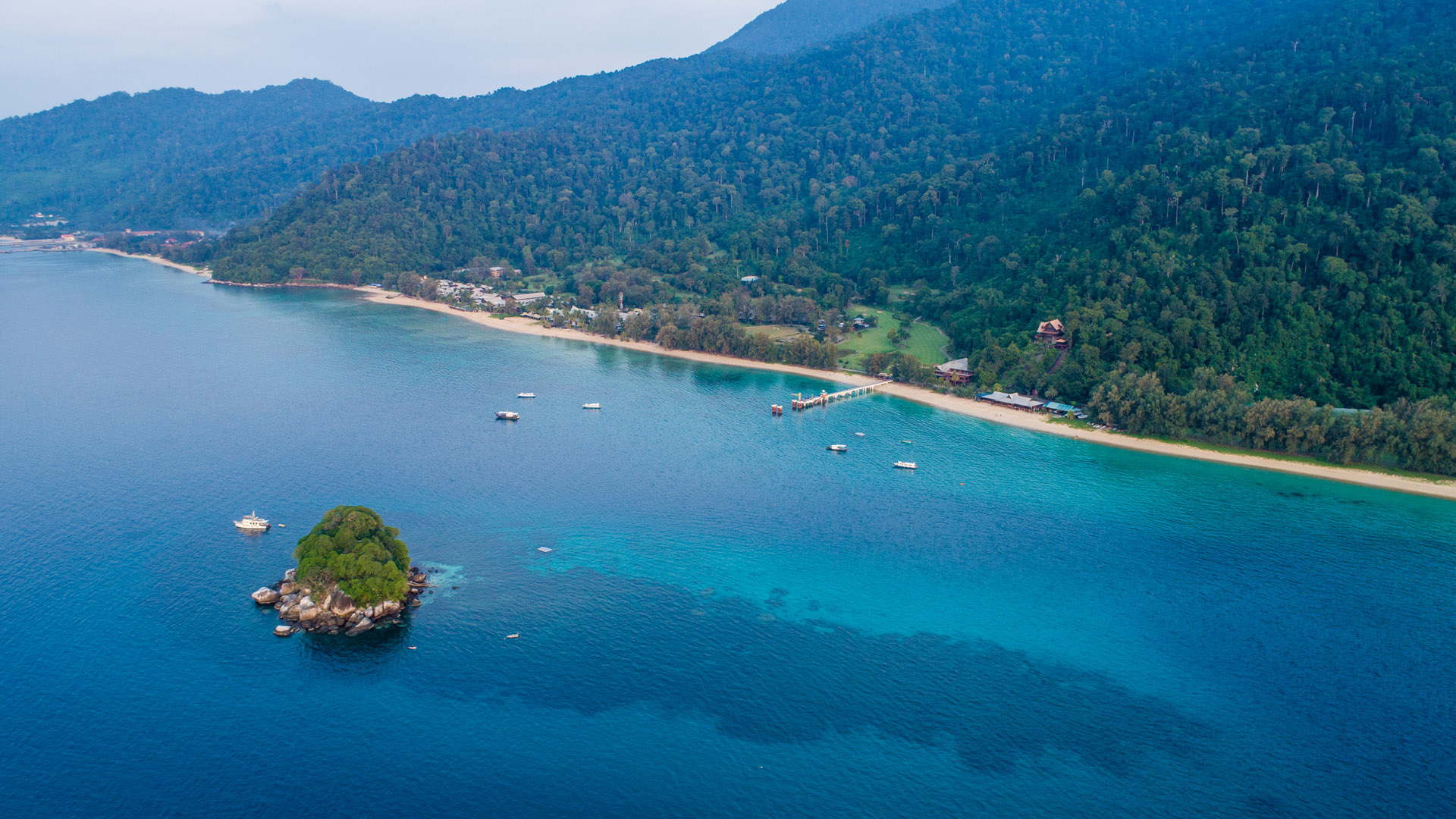 BERJAYA TIOMAN RESORT RECOGNIZED AS CORAL RESTORER