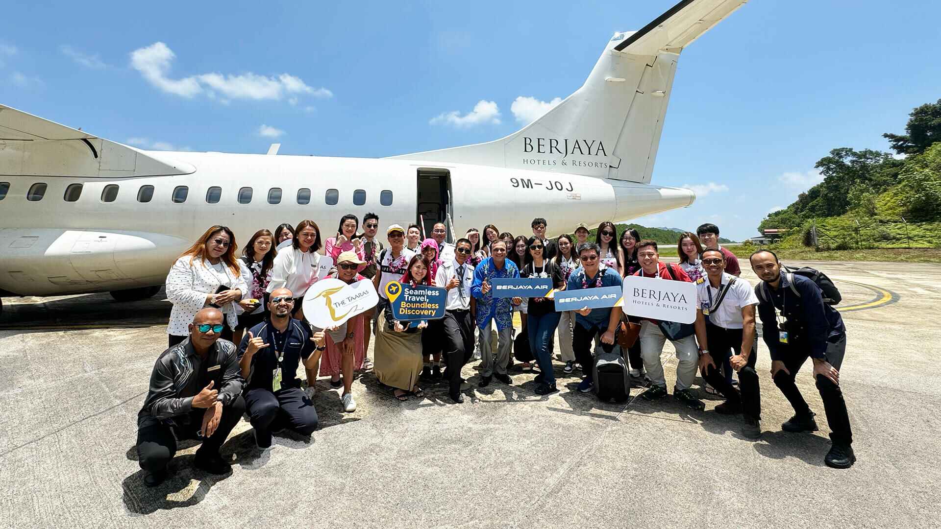 FLY DIRECT FROM SINGAPORE TO REDANG ISLAND