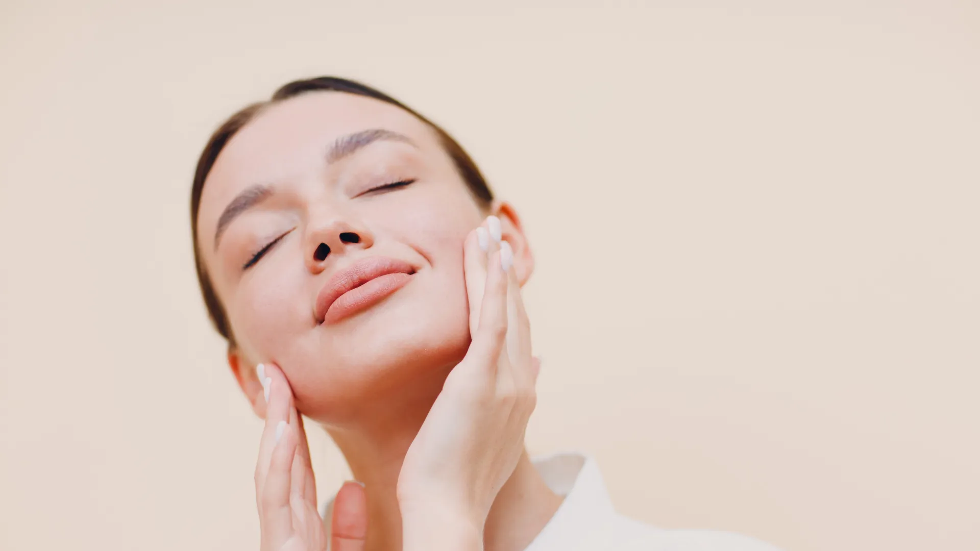 Lifting cervico-facial : âge, cicatrices et récupération