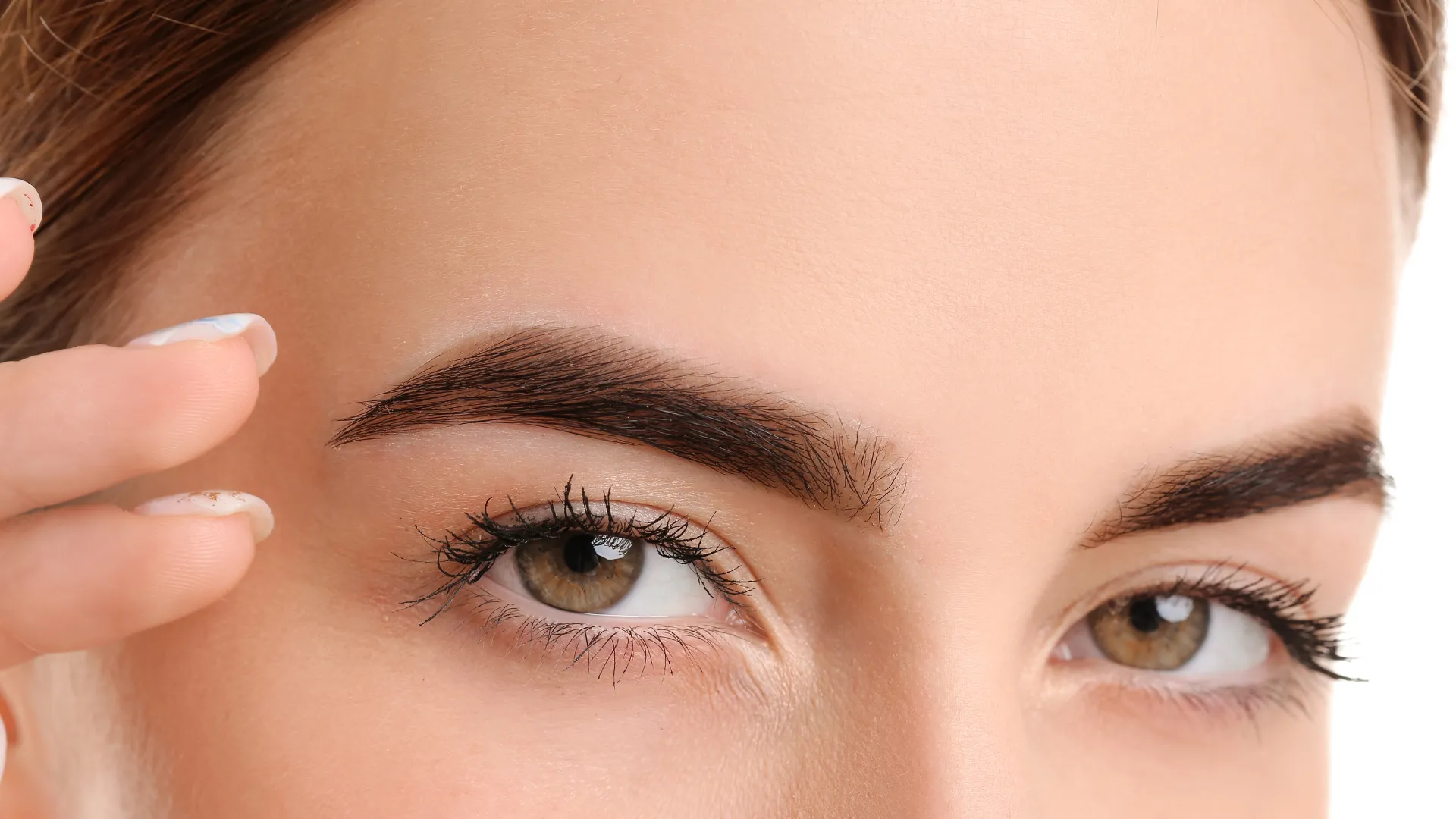 Dermopigmentation des sourcils : microblading ou micropigmentation ?