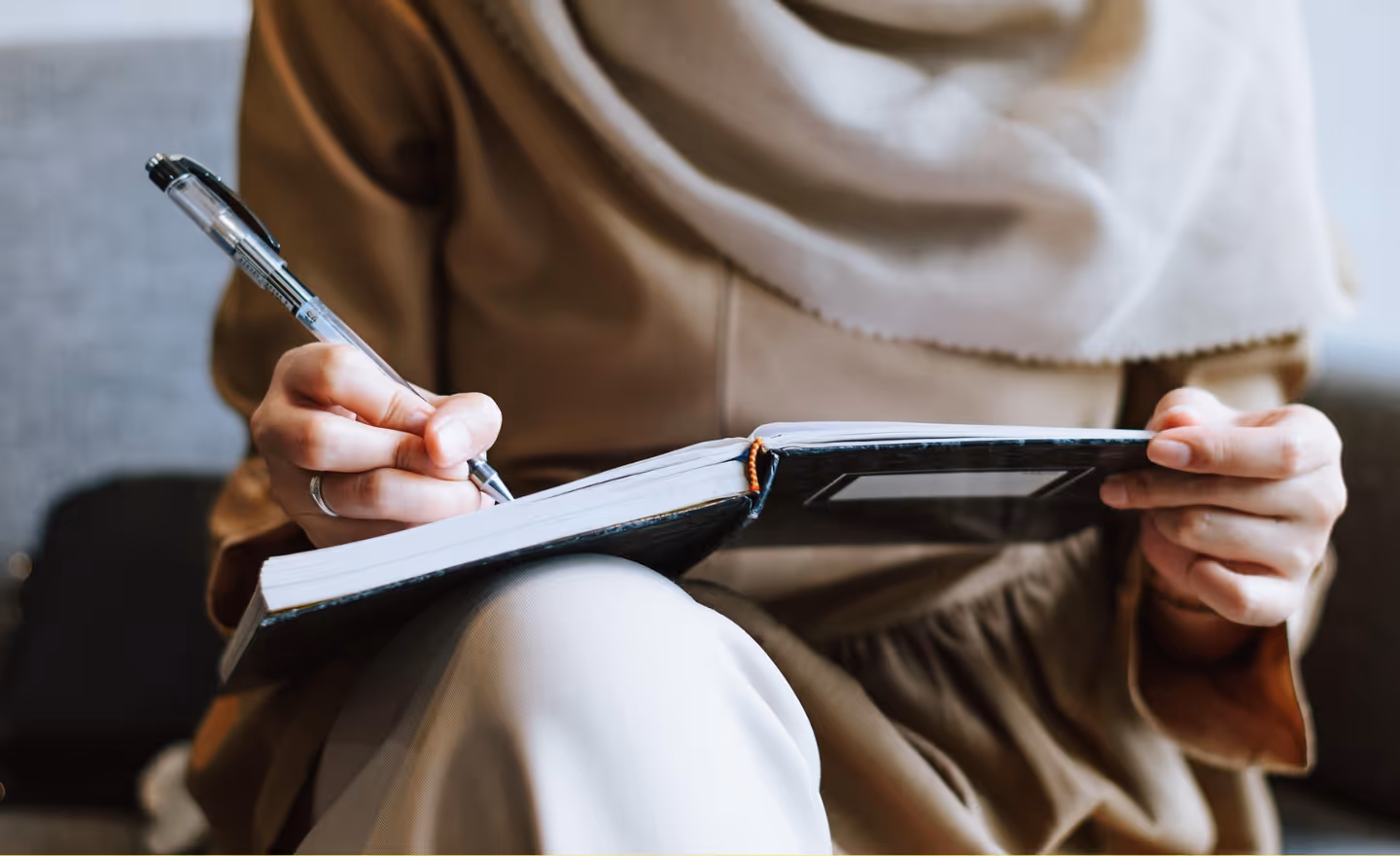 Office manager stressed by manual catering coordination tasks and delivery driver calls