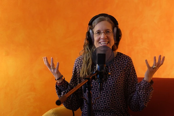 Angela Fuß in ihrer Praxis