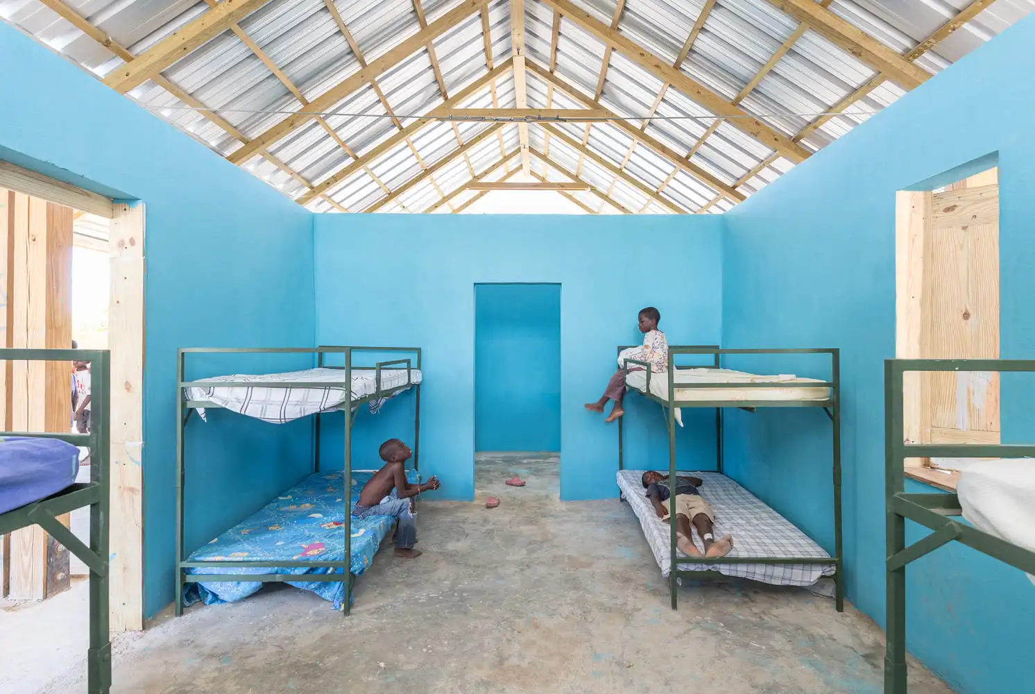 Casas nido y guardería comunitaria