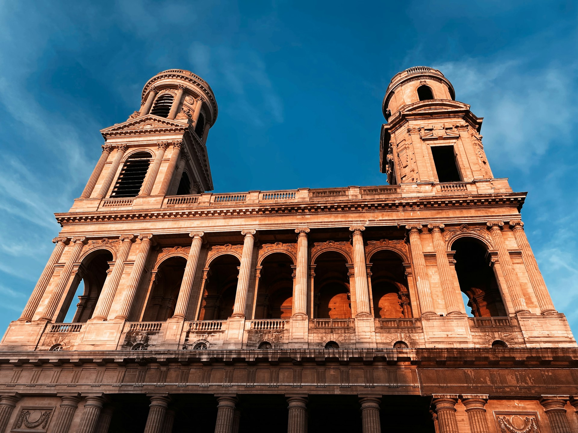 Saint Sulpice | Photo by Coline Haslé on Unsplash