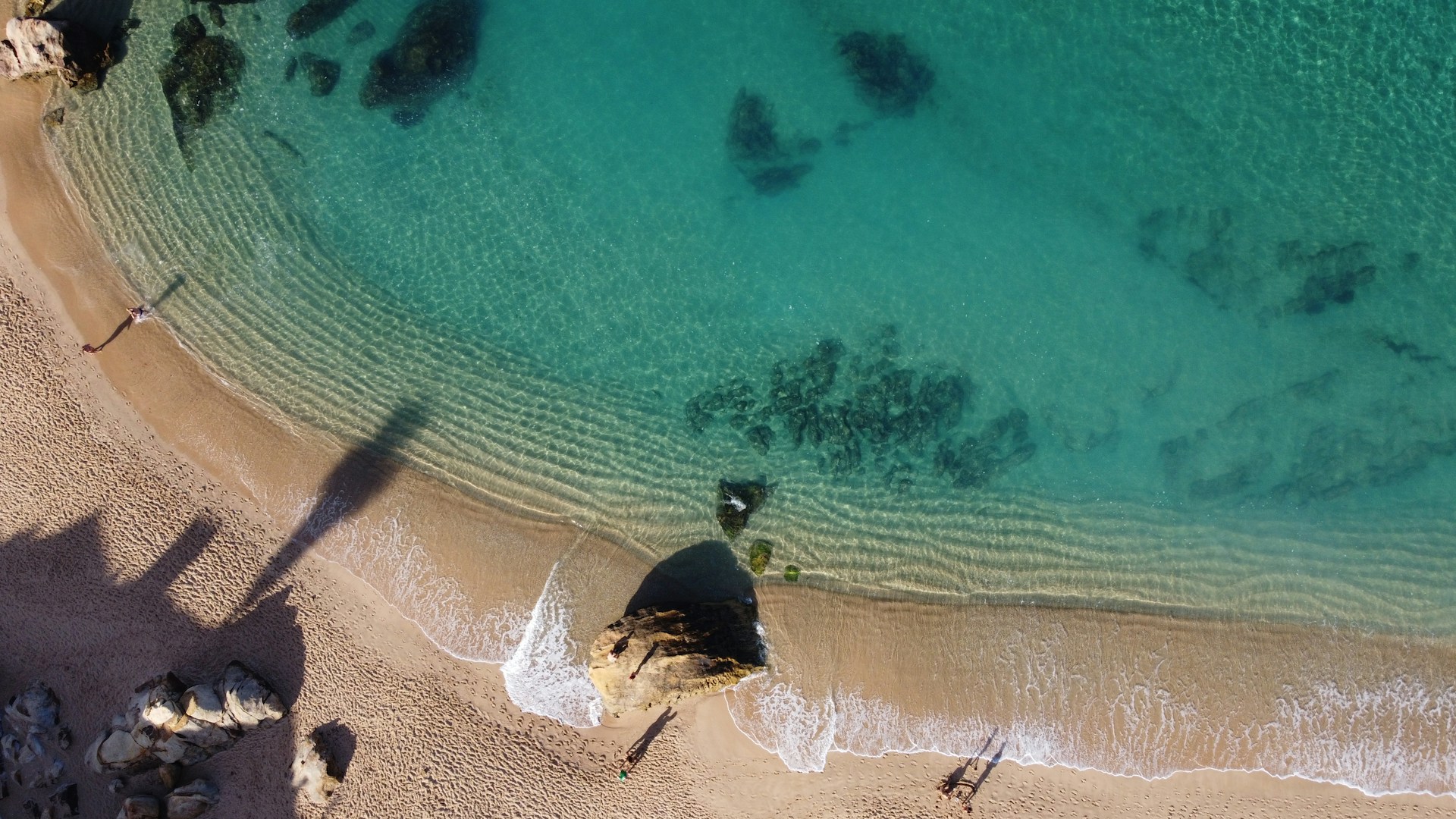 Playa del Bunque, Zahara de los Atunes | Photo by Valerio Emiliani on Unsplash