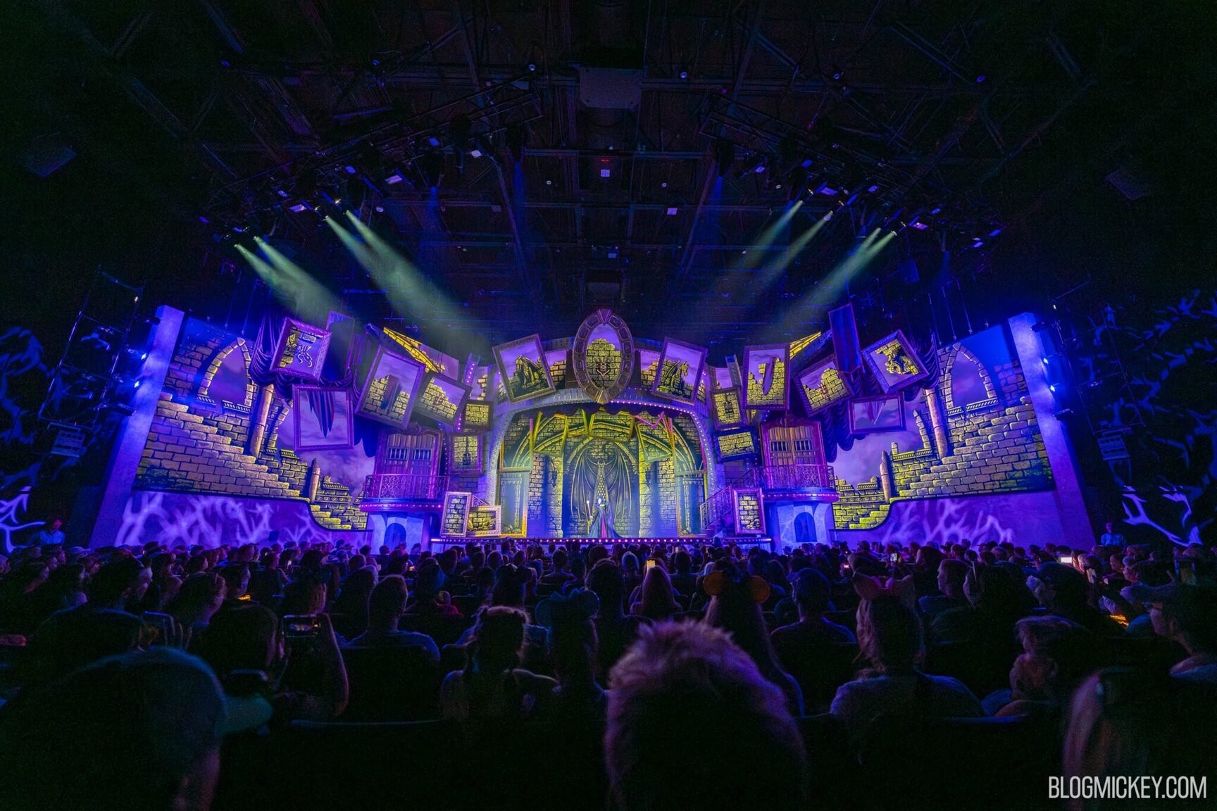 A wide shot of the Disney Villains: Unfairly Ever After theater