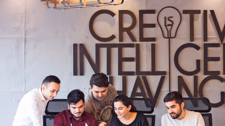 EB2 NIW Processing Time 2025: Complete Guide to I-140 Timeline & Fees