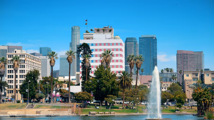 US city - beyond border