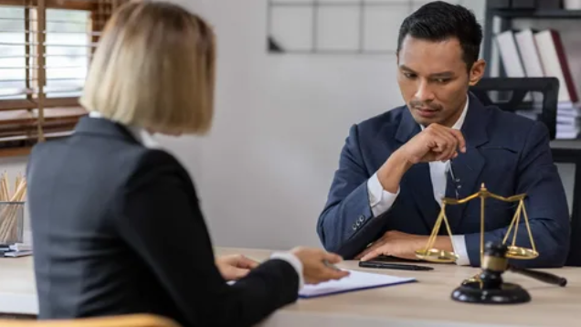 Top 10 Immigration Lawyers in USA - beyond border