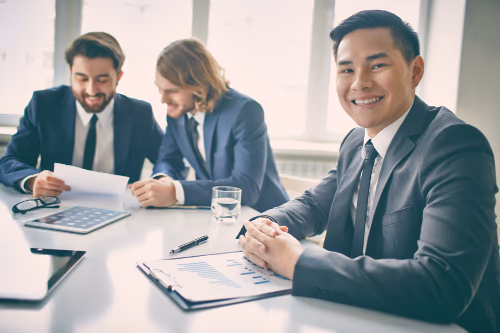 Who should write O-1 Visa Recommendation Letters - Beyond Border