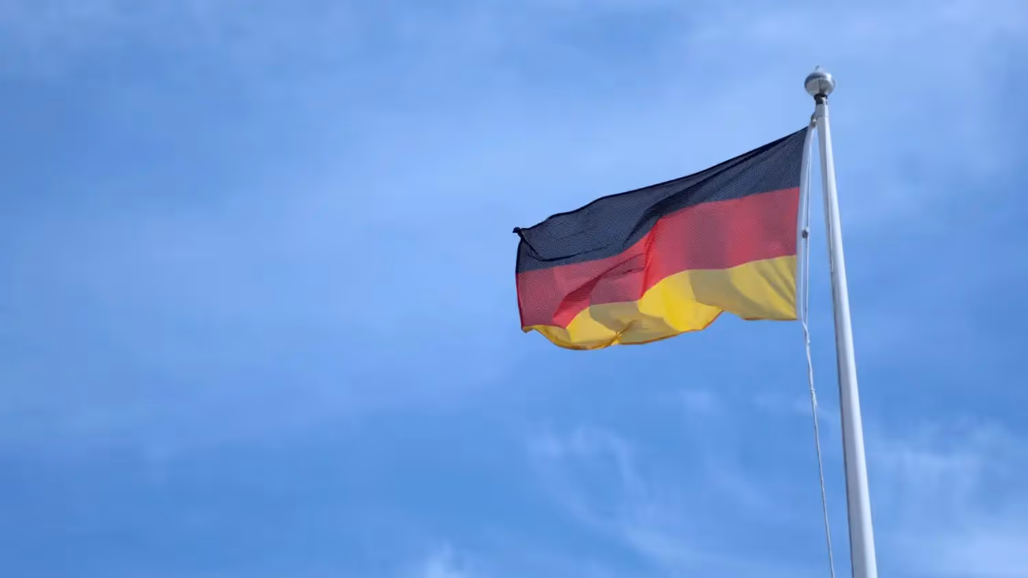 O-1 visa consideration for German professionals - Beyond Border