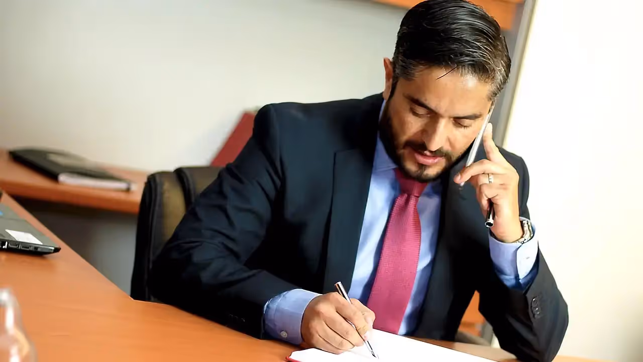O-1 visa fees for USCIS and legal fees - Beyond Border