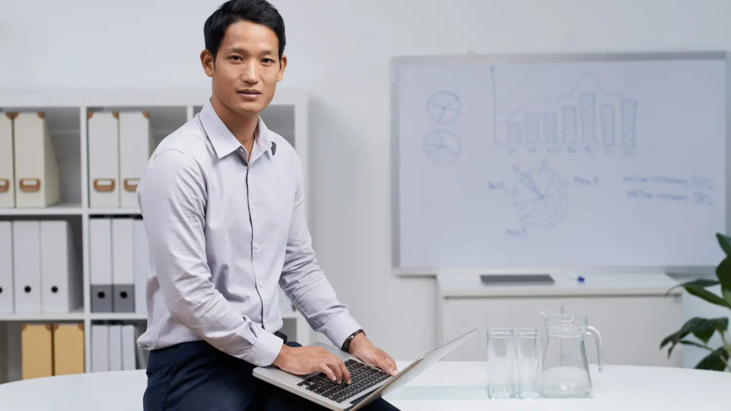 EB-1B and EB-2 NIW comparison for researchers and academics - Beyond Border
