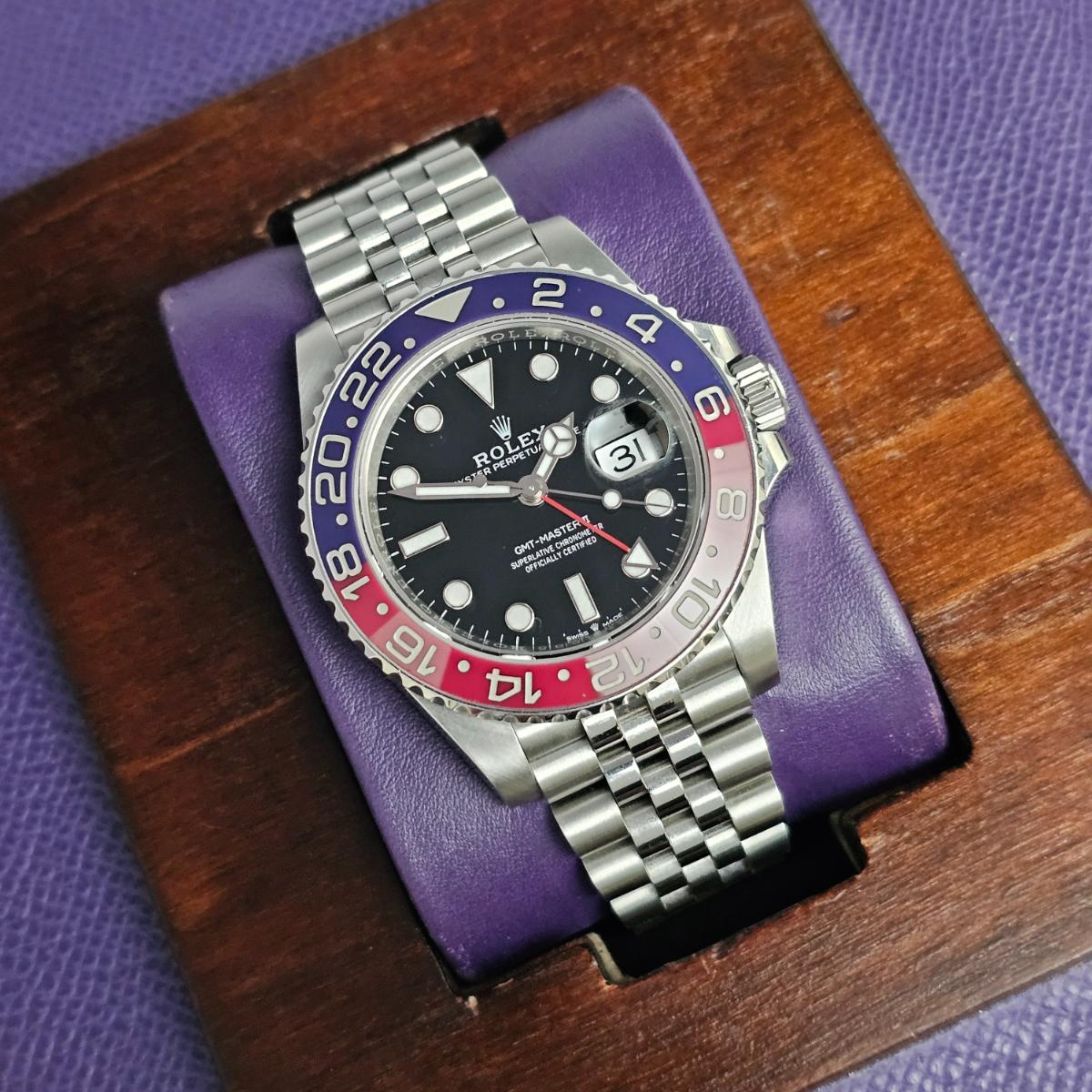 Rolex GMT-Master II 126710BLRO
