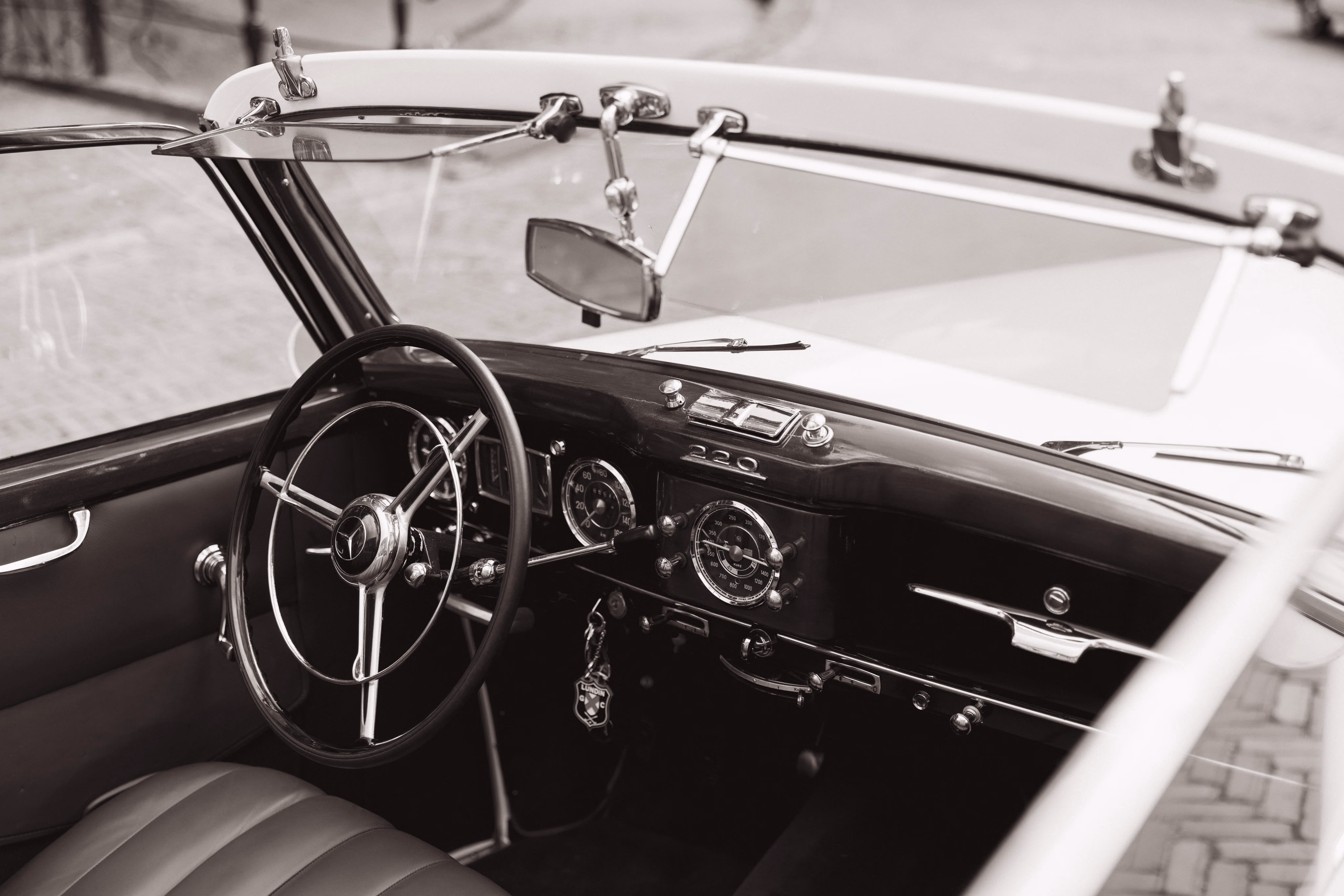 klassieke mercedes benz trouwauto huren