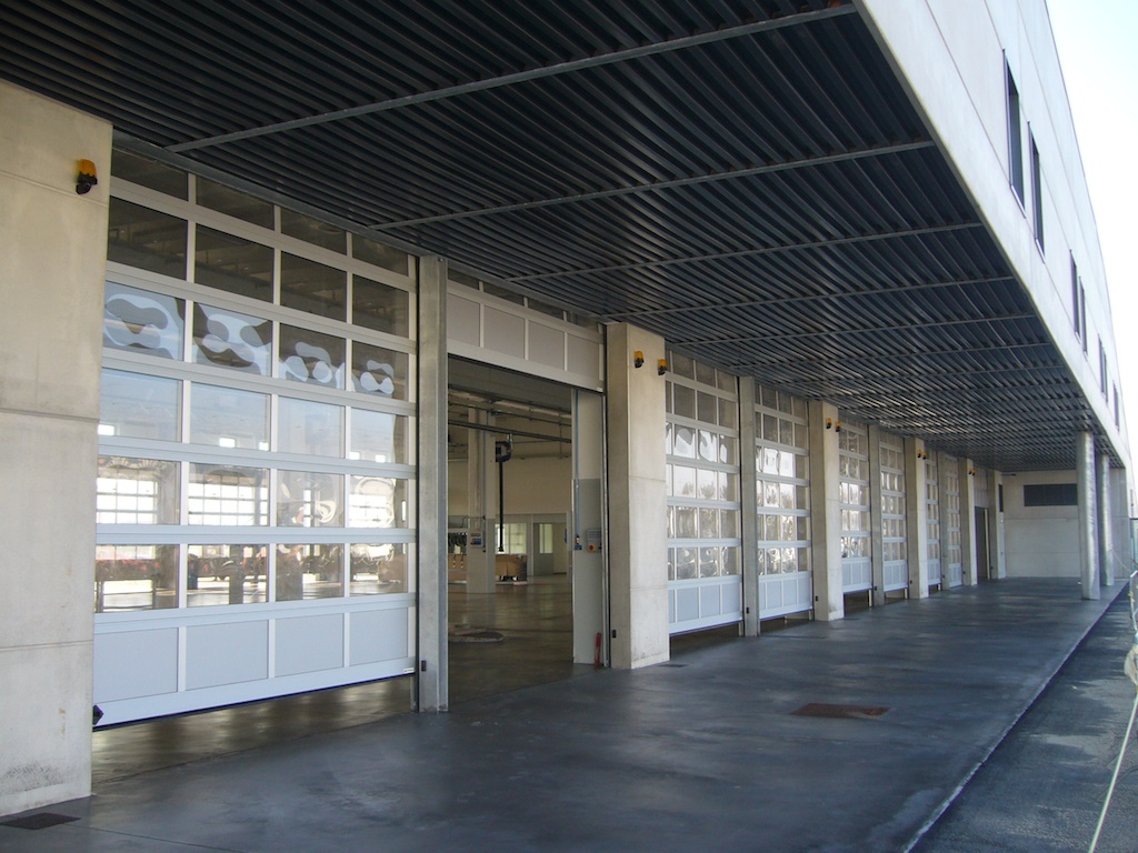 Commercial Panoramic Sectional Door