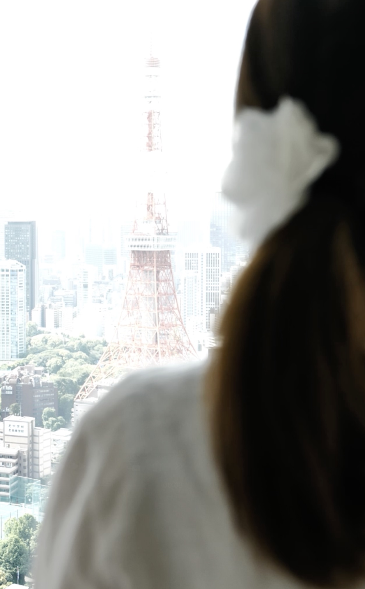 Two Nimbus Library founders in a minimalist office, showcasing the professional and versatile use of the library.